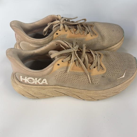 Used Cream pink Arahi 7 Hoka womens size 9B - Picture 3 of 6